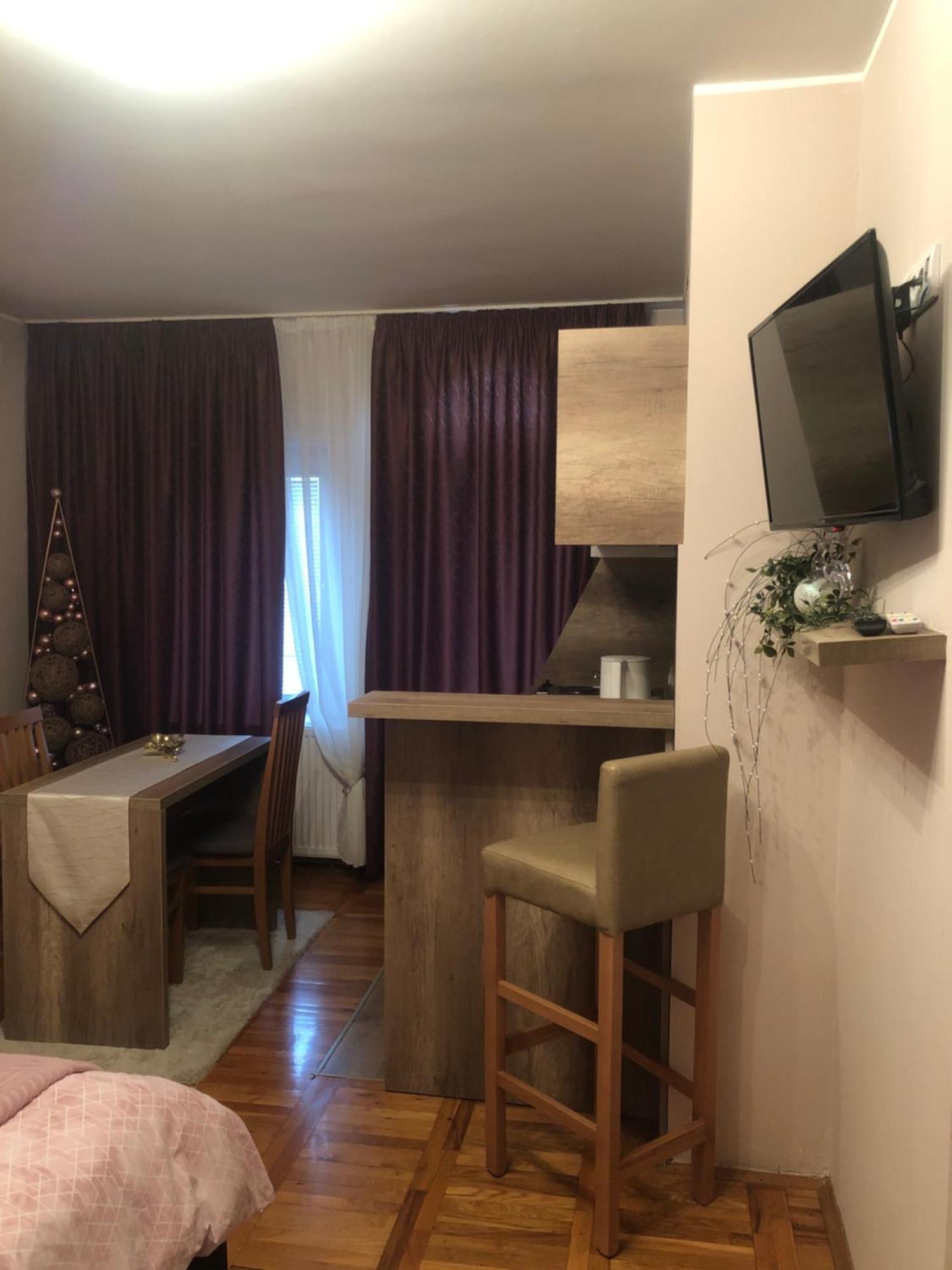 Apartments Dunja Novi Sad Esterno foto