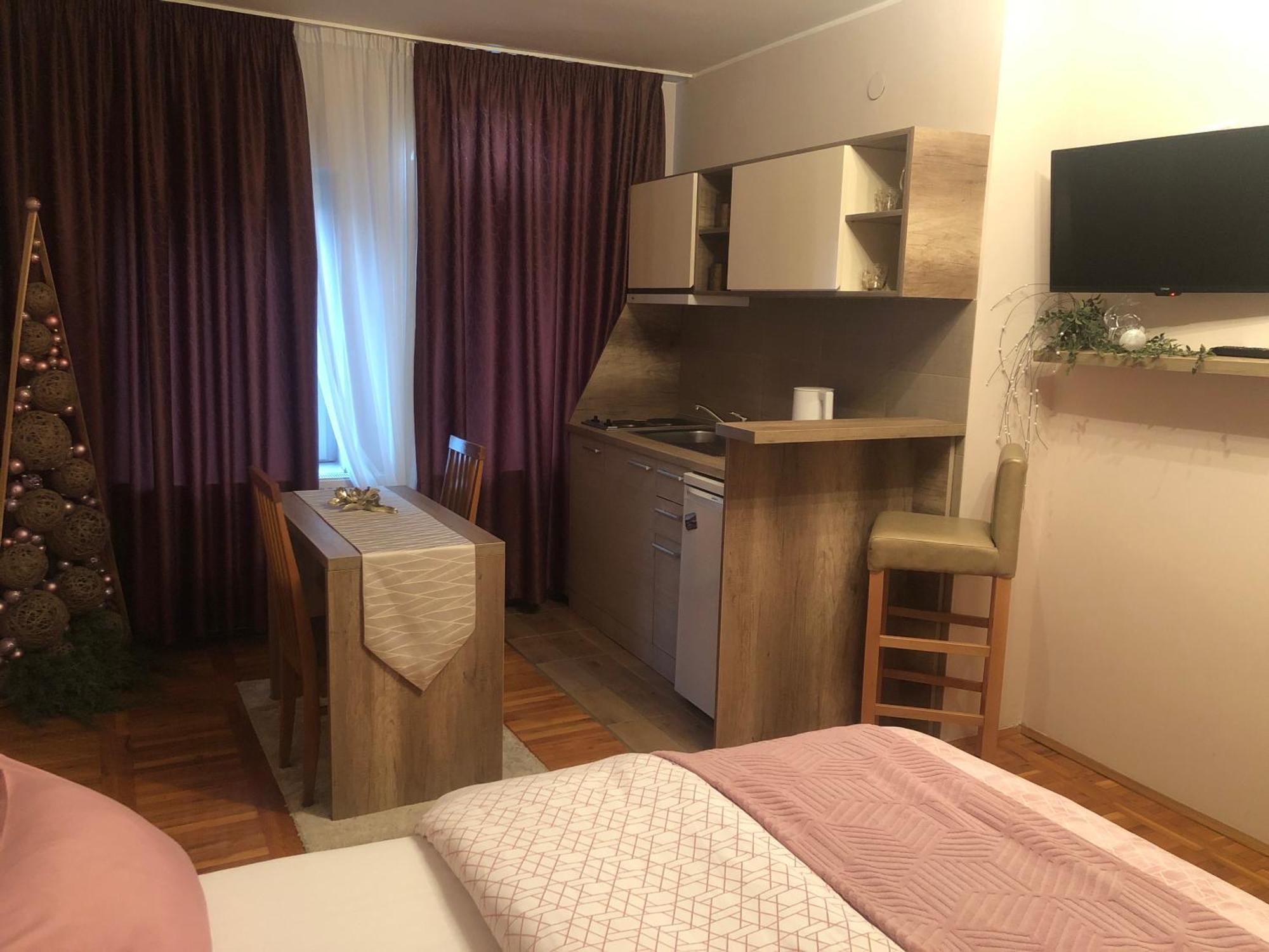 Apartments Dunja Novi Sad Esterno foto